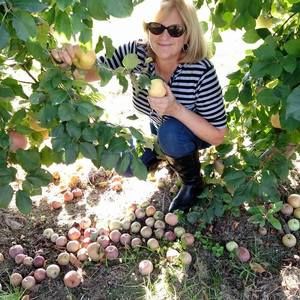 Meet your Posher, Cathy